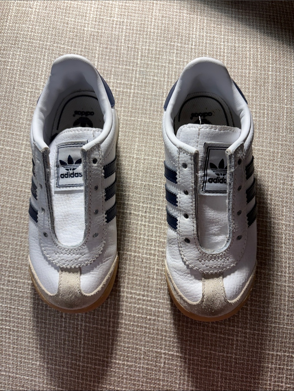 Toddler - adidas White Sneakers with Navy Stripes - SAMOAS no lace